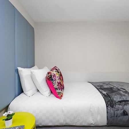 Unique Single Occupancy Studio London Exteriör bild